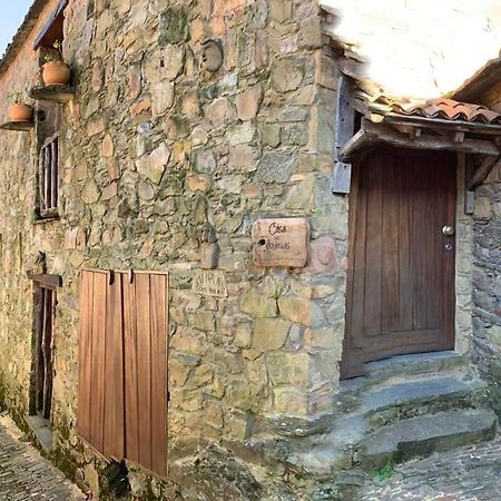 Casa Das Estatuas Gondramaz Kültér fotó